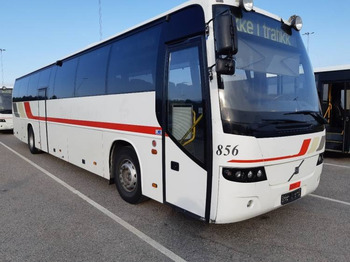 Turistički autobus VOLVO B12M CARRUS 9700S; 13,48m; 54 seats; Euro 3: slika Turistički autobus VOLVO B12M CARRUS 9700S; 13,48m; 54 seats; Euro 3