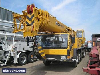 XCMG QY70K 8x4 crane truck - Autodizalica