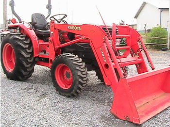 Kubota L3430 Tractor - Utovarivač na kotačima
