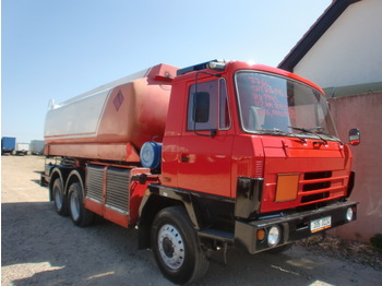 Tatra 815 6x6 - Kamion cisterna