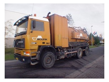 Volvo F1450 6X4 ADR - Kamion cisterna
