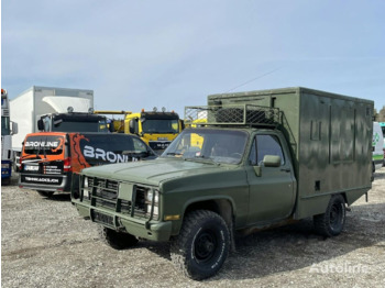Chevrolet M1010 - Kamion sandučar