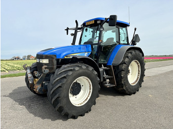 New Holland TM 155 - Traktor: slika New Holland TM 155 - Traktor