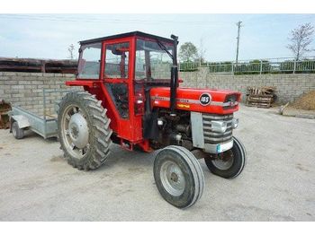 MASSEY FERGUSON 165 Tractor
 - Traktor