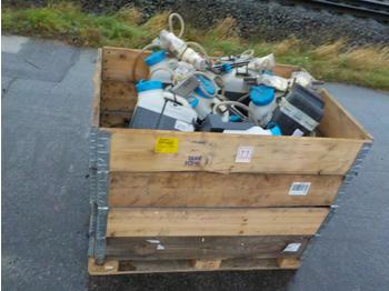  Unused Box of Water Spreaders to suit Bomag - Priključak