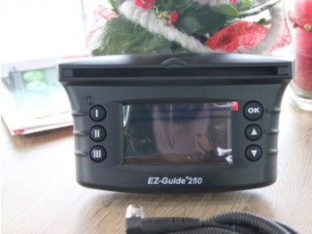 Steyr EZ-Guide 250 mit AG 15 Antenne - Sustav navigacije